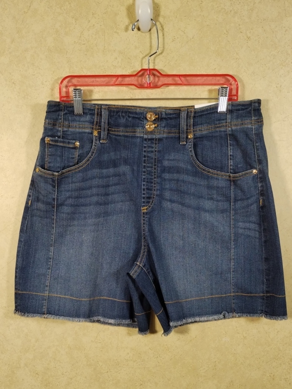G081 Chico's blue stretch denim Pull On Short 2 12 NWT